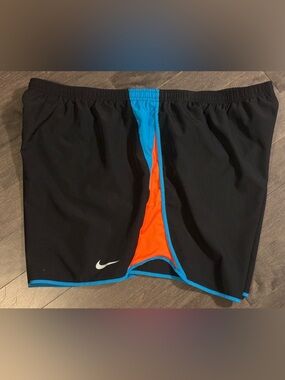 Nike Women's Black/orange 10K Americana Dri-Fit Running Shorts Sz 3X